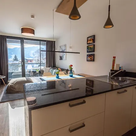 Schoenblick Residence Apartments - Including Summer Card Zell am See Room photo