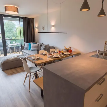 Schoenblick Residence Apartments - Including Summer Card Zell am See Room photo