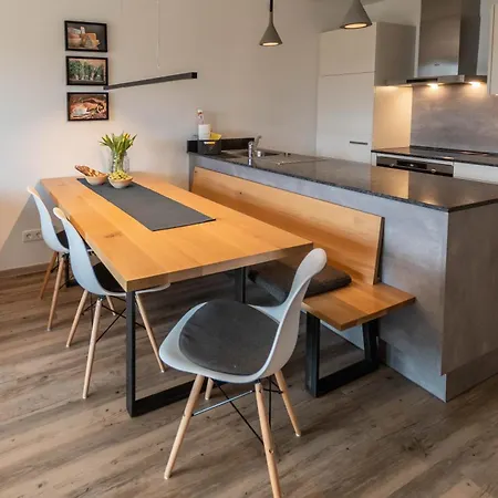 Schoenblick Residence Apartments - Including Summer Card Zell am See Room photo