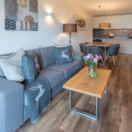 Schoenblick Residence Apartments - Including Summer Card Zell am See Room photo