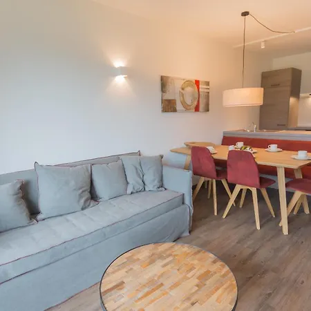 Schoenblick Residence Apartments - Including Summer Card Zell am See Room photo
