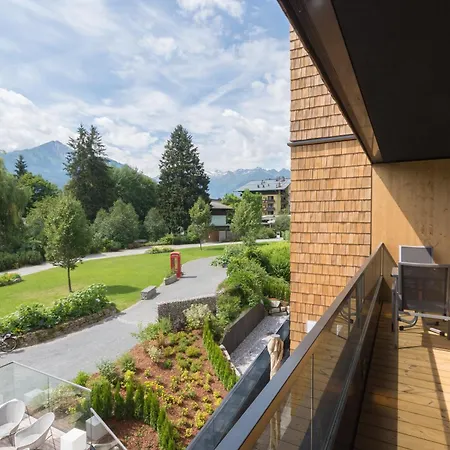 Schoenblick Residence Apartments - Including Summer Card Zell am See Room photo