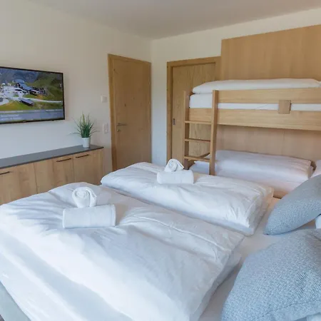 Schoenblick Residence Apartments - Including Summer Card Zell am See Room photo