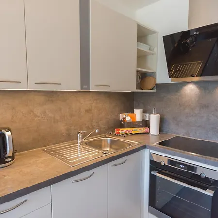Schoenblick Residence Apartments - Including Summer Card Zell am See Room photo