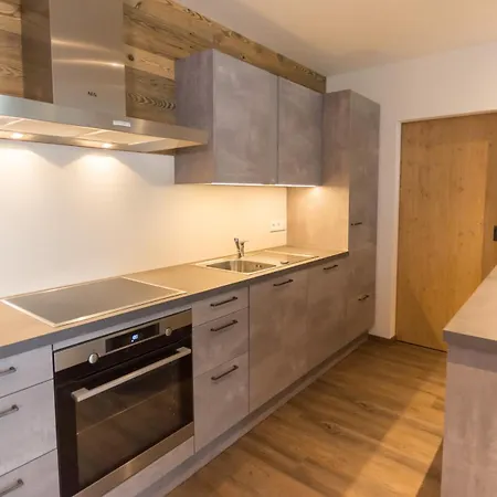 Schoenblick Residence Apartments - Including Summer Card Zell am See Room photo