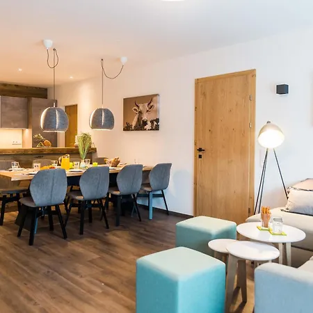 Schoenblick Residence Apartments - Including Summer Card Zell am See Room photo