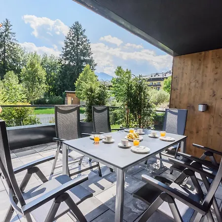 Schoenblick Residence Apartments - Including Summer Card Zell am See Room photo