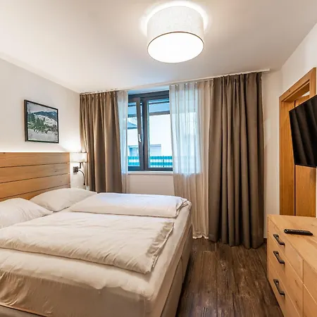 Schoenblick Residence Apartments - Including Summer Card Zell am See Room photo