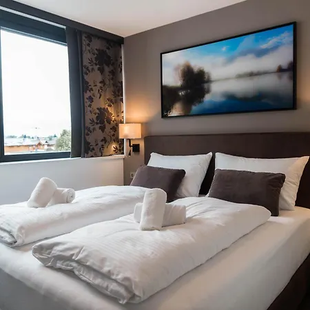Schoenblick Residence Apartments - Including Summer Card Zell am See Room photo