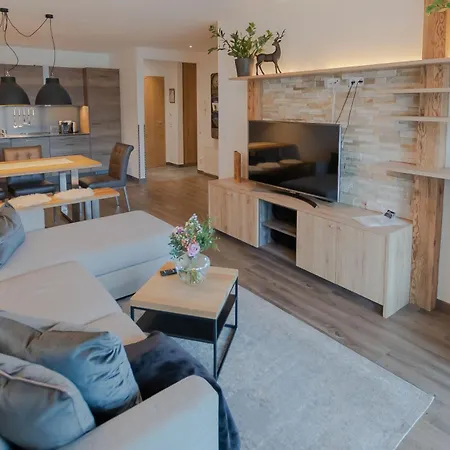 Schoenblick Residence Apartments - Including Summer Card Zell am See Room photo