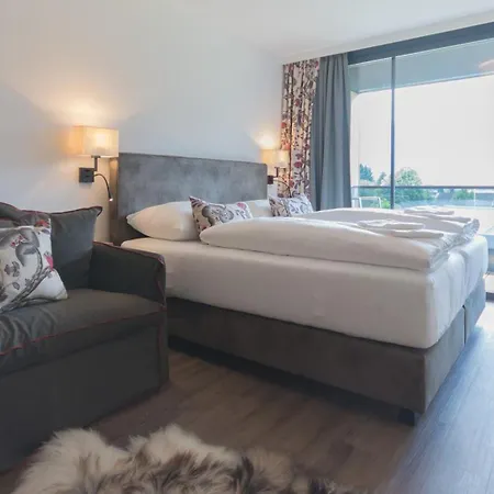 Schoenblick Residence Apartments - Including Summer Card Zell am See Room photo