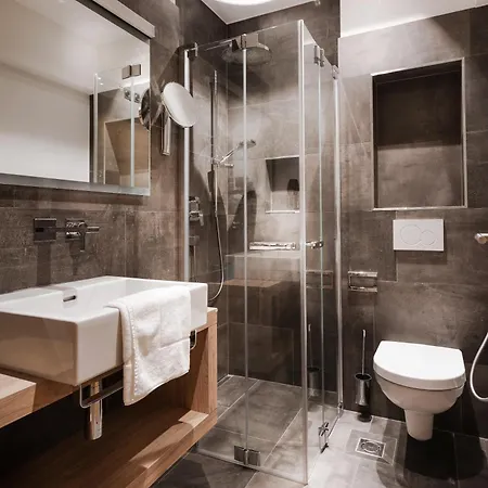 Schoenblick Residence Apartments - Including Summer Card Zell am See Room photo
