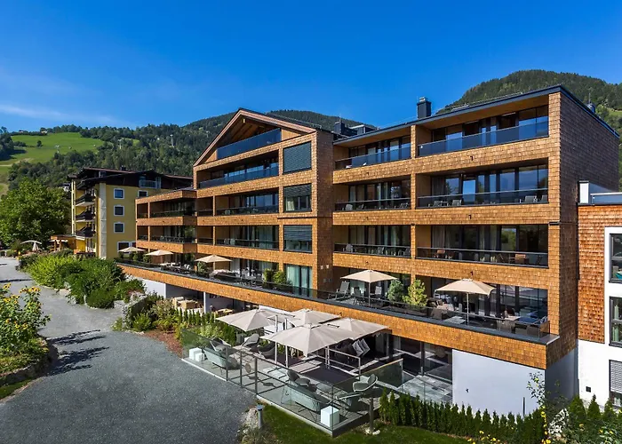 Schoenblick Residence Apartments - Including Summer Card